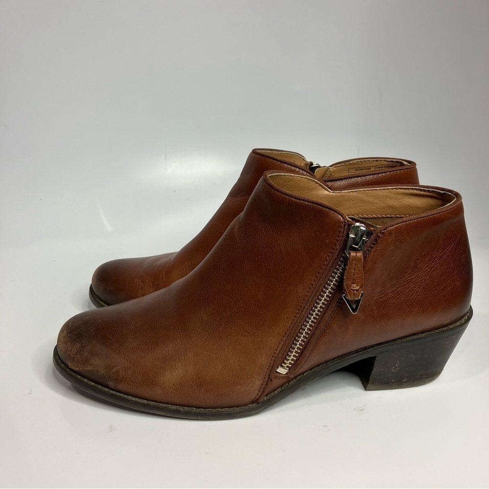 Vionic Jolene leather ankle‎ boots size 8.5